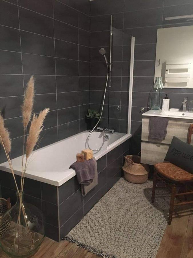 Les Chambres De Pauline Avec Spa Et Climatisation Albertville Exteriör bild