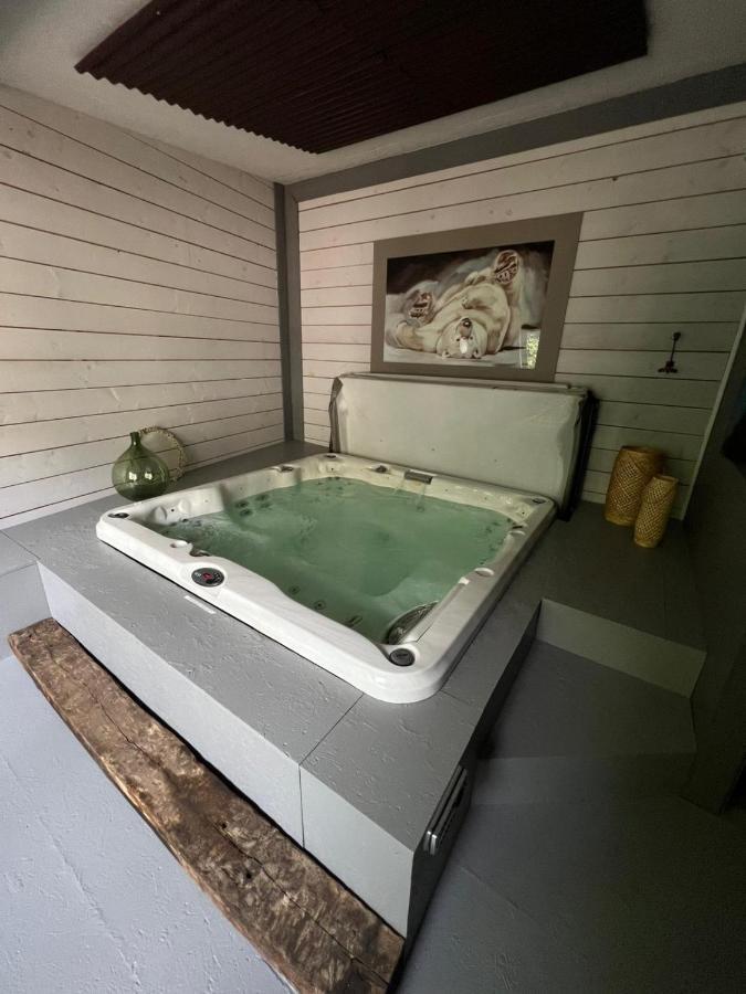 Les Chambres De Pauline Avec Spa Et Climatisation Albertville Exteriör bild