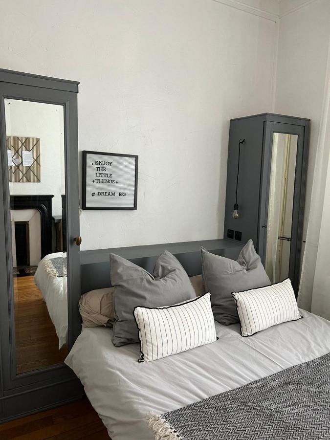 Les Chambres De Pauline Avec Spa Et Climatisation Albertville Exteriör bild